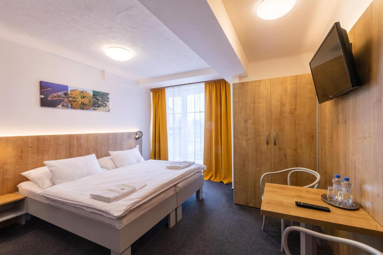 Svet Hotel