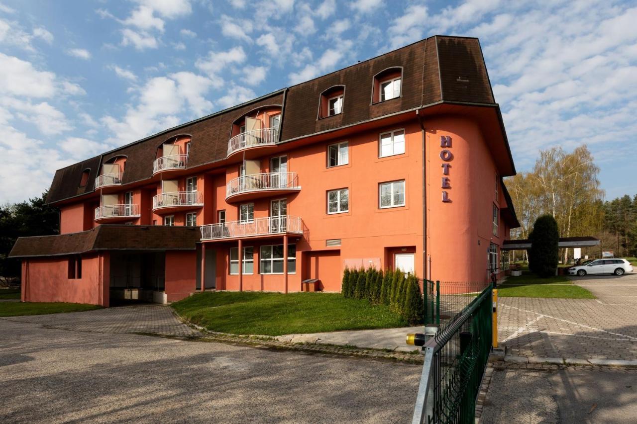 Svet Hotel
